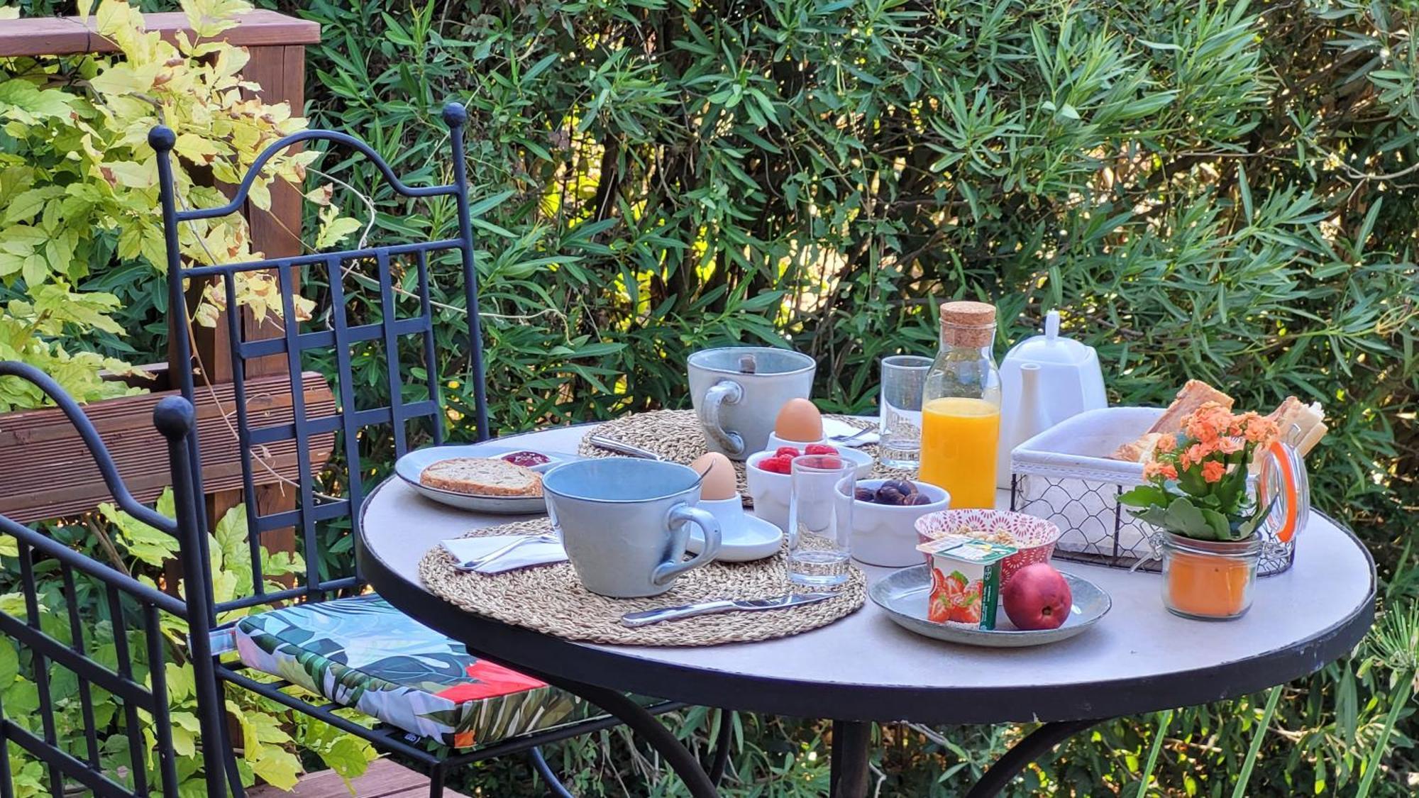 モサーヌ・レ・ザルピイユ マ デ マルギュリット Bed & Breakfast エクステリア 写真